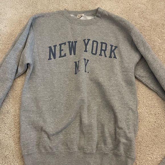 New York , N.Y. crewneck - Picture 1 of 3